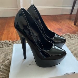 sexy stiletto black patent hidden platform 6.5